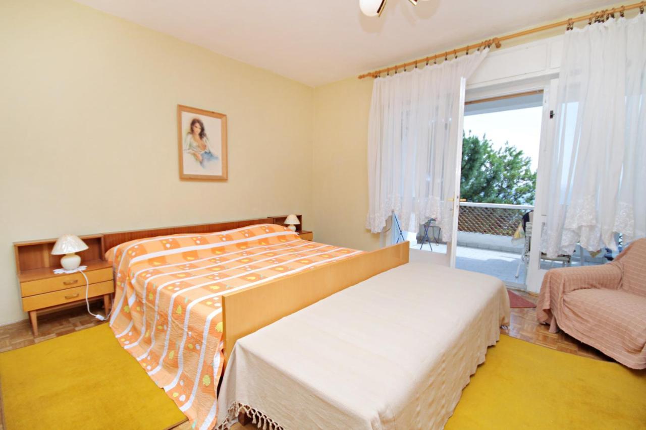 Apartments By The Sea Novi Vinodolski - 5558 Экстерьер фото